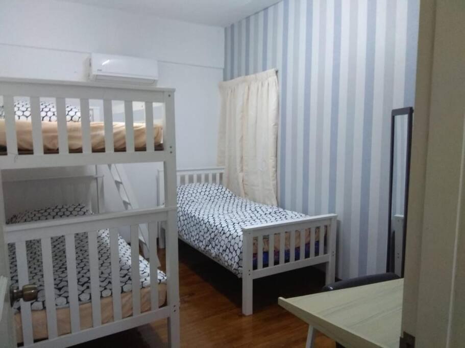 3Rooms 10Pax Mc 5 Star Hotel Sofa&Bed Mrt Mcd Axiata 史里肯邦安 外观 照片
