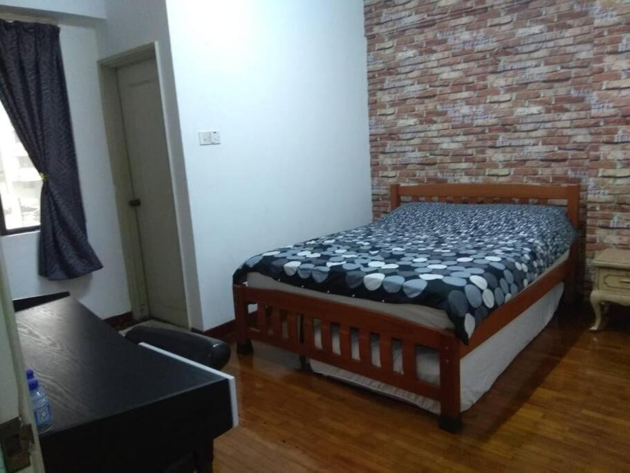3Rooms 10Pax Mc 5 Star Hotel Sofa&Bed Mrt Mcd Axiata 史里肯邦安 外观 照片