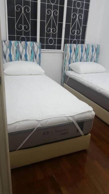 3Rooms 10Pax Mc 5 Star Hotel Sofa&Bed Mrt Mcd Axiata 史里肯邦安 外观 照片