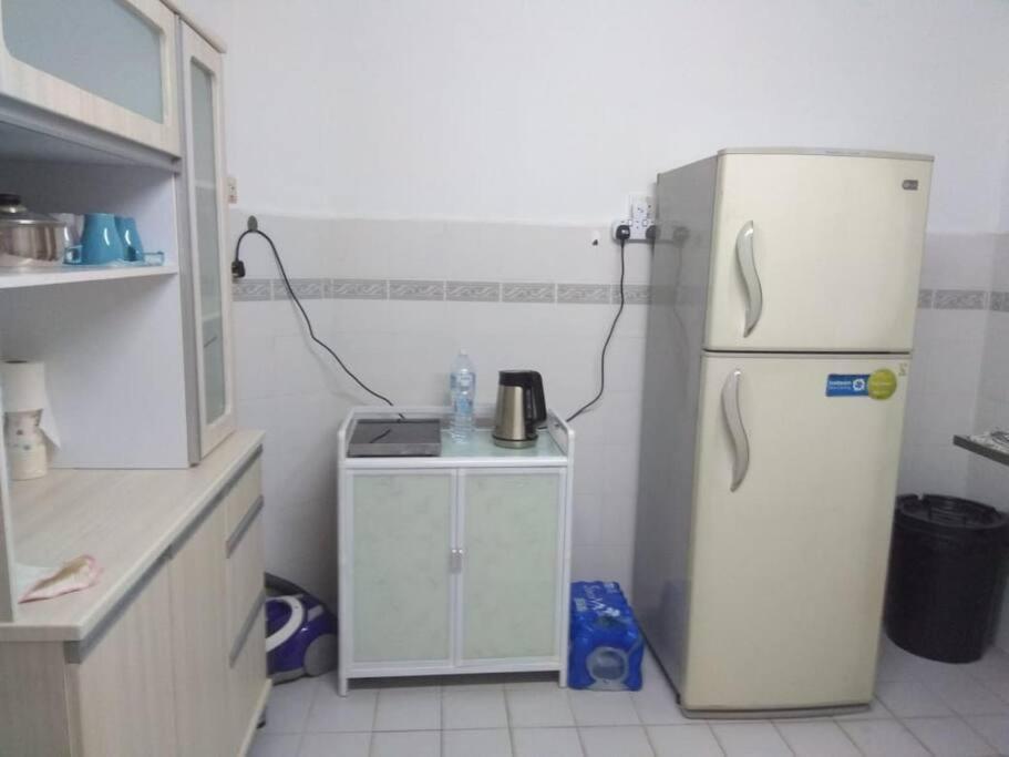 3Rooms 10Pax Mc 5 Star Hotel Sofa&Bed Mrt Mcd Axiata 史里肯邦安 外观 照片